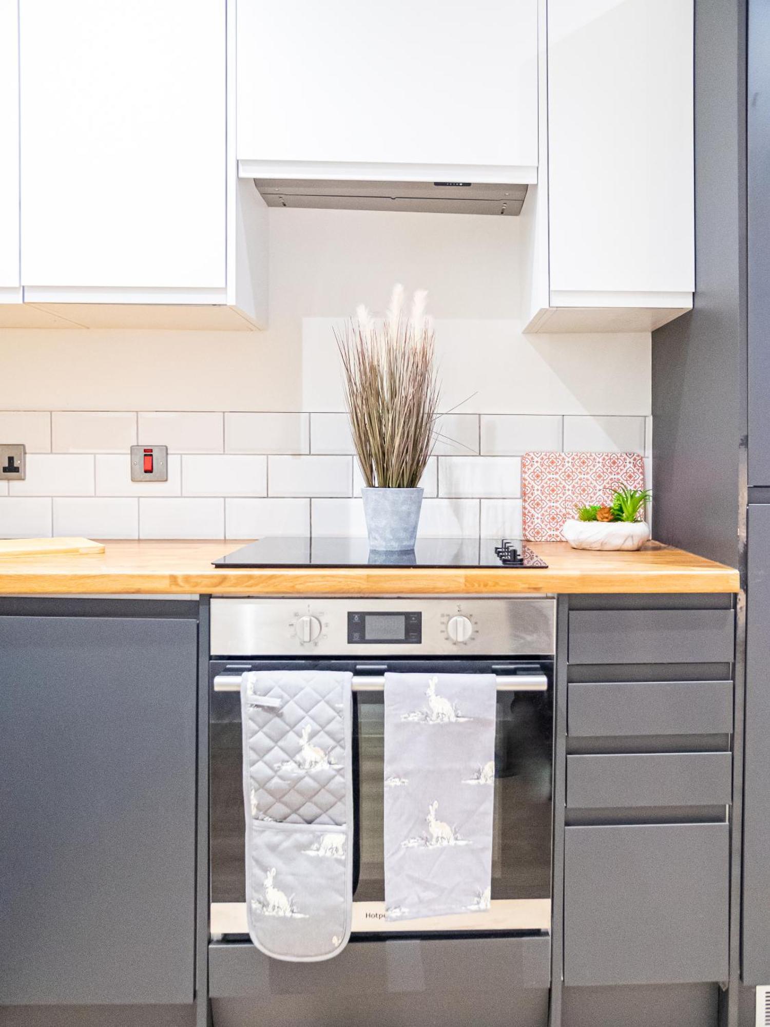 2-Bedroom With Breathtaking Views In Holmfirth Village, הודרספילד מראה חיצוני תמונה